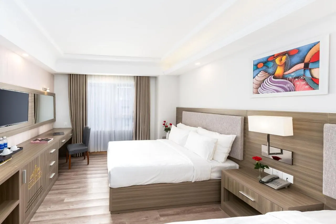 Golden Rose Hotel Da Nang 4*,